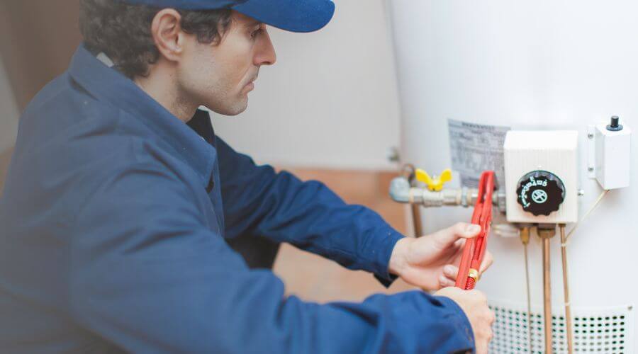 Professional water heater repair in Earlville, IA